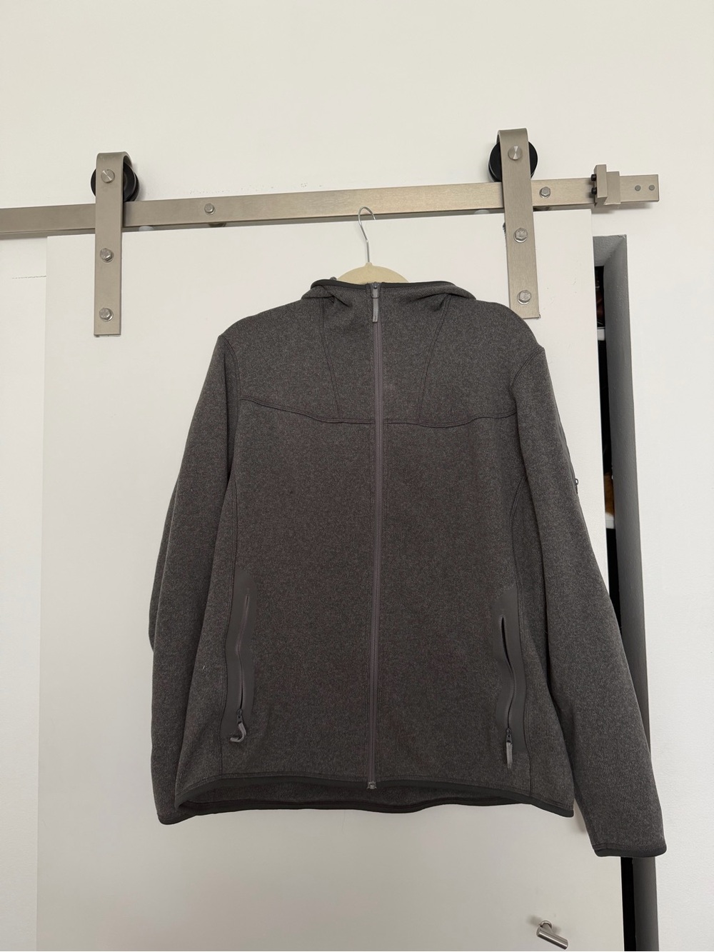 Arc'teryx Gray Full-Zip Hooded Fleece Jacket